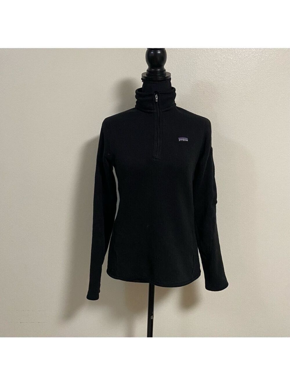 Patagonia Sweater Women's Size Small Black Micro D 1/4 Zip Fleece  Pullover